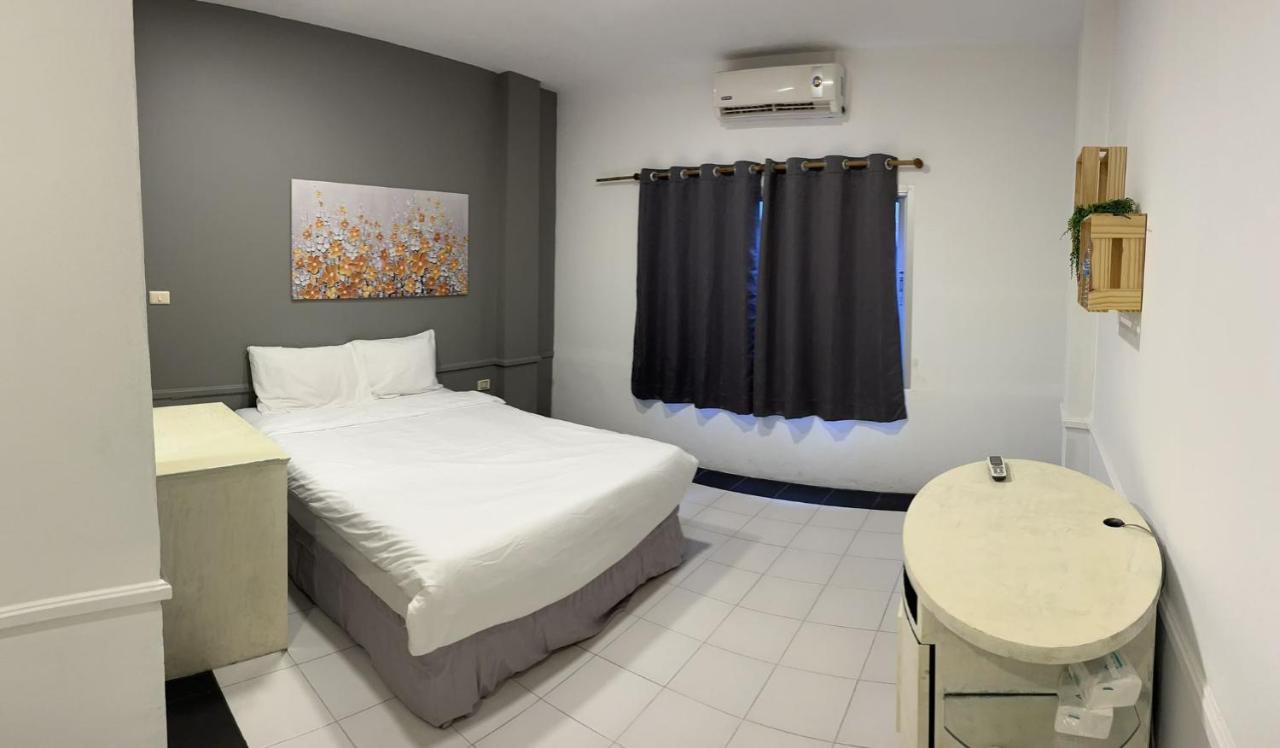 Center Hotell Chaweng Beach Exteriör bild